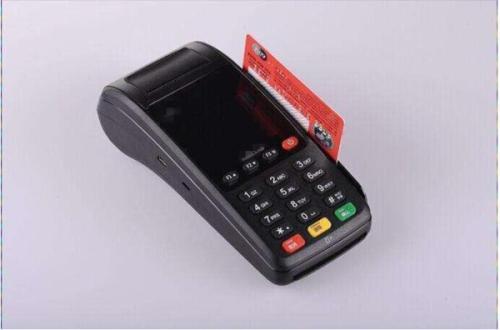 拉卡拉POS机电签版：信用卡想要提额，刷卡机的这些问题你注意到了吗？