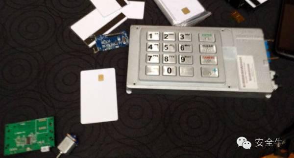 电签POS机：芯片卡又怎样 照样让ATM疯狂吐钞