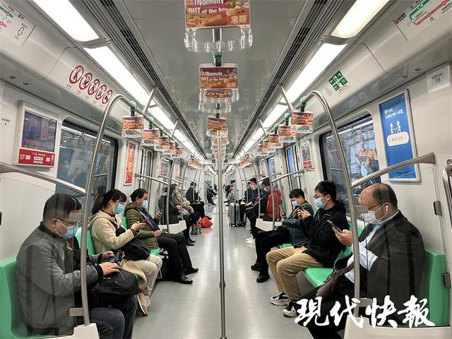 大POS机：南京多条公共交通线路恢复，首日运营平稳有序