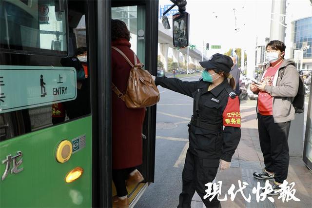 大POS机：南京多条公共交通线路恢复，首日运营平稳有序