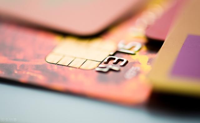 扫码POS机：随着信用卡逾期全面的爆发，负债的持卡人该怎么办才能上岸