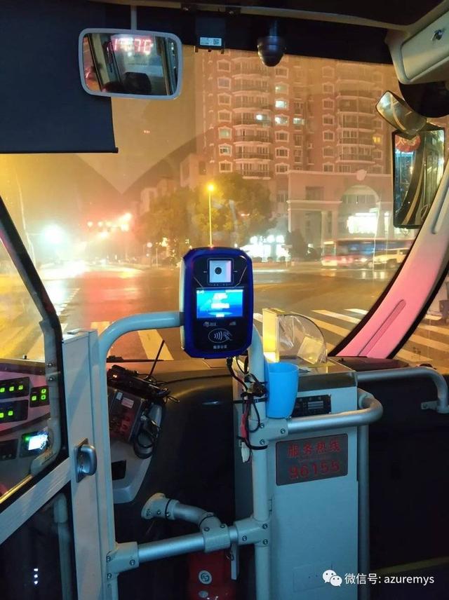 拉卡拉POS机免费申请：南京公交车的“诚信投币线路”，解决了哪些人的刚需？